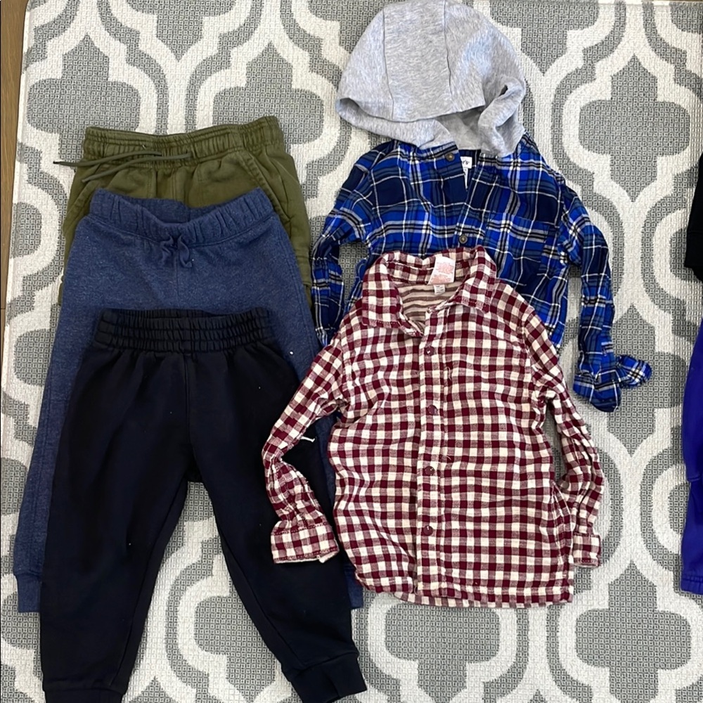 21 pc mixed lot - 3T fall/winter- excellent used condition - Picture 2 of 6